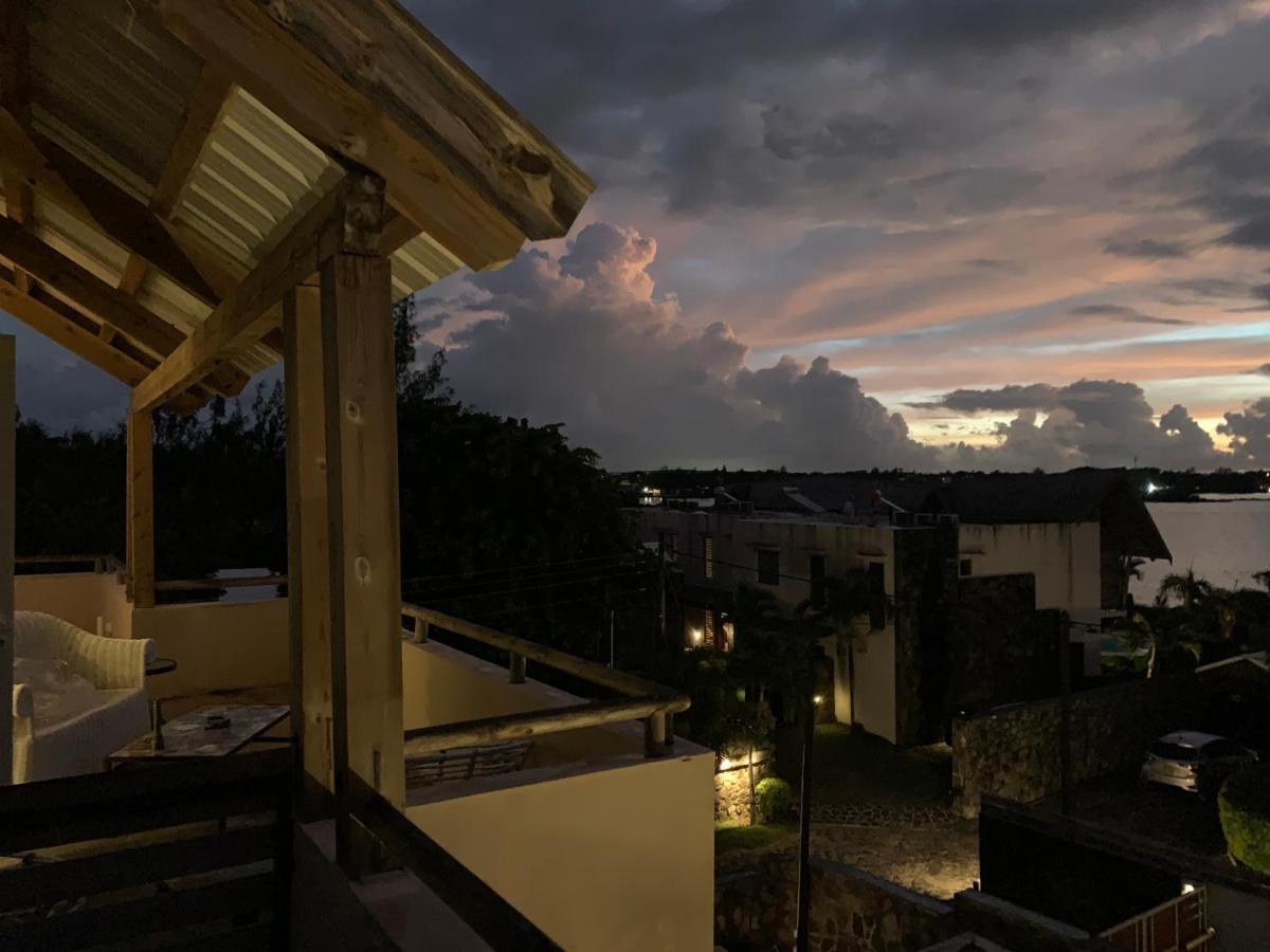 Hébergement de vacances Luxury Beachfront With Private Pool - Jolly's Rock