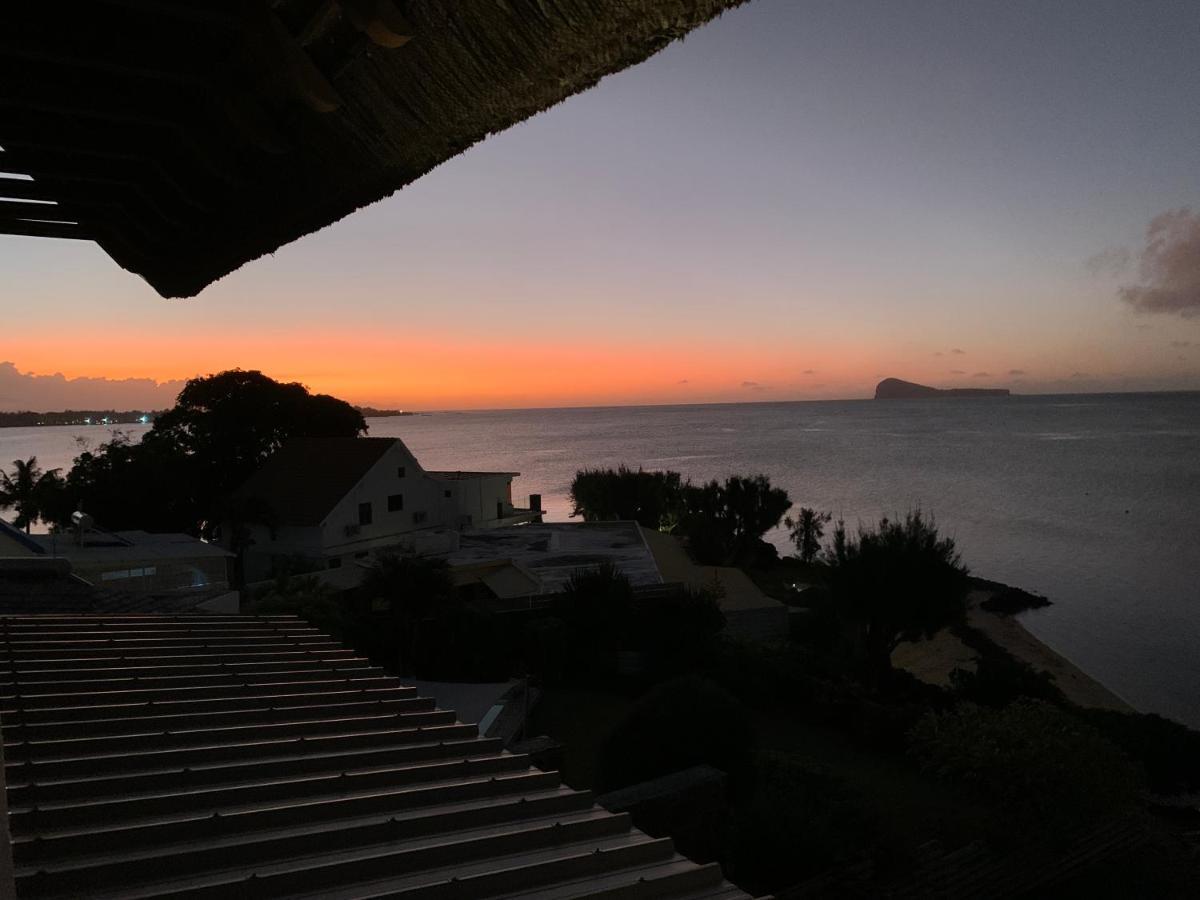 Luxury Beachfront With Private Pool - Jolly's Rock * Calodyne